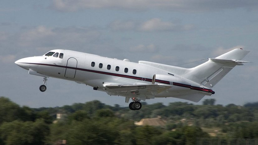 Hawker 700
